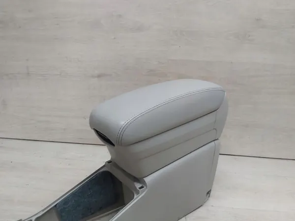 Boîte de rangement accoudoir cuir OEM T25 pour Toyota Avensis image 3