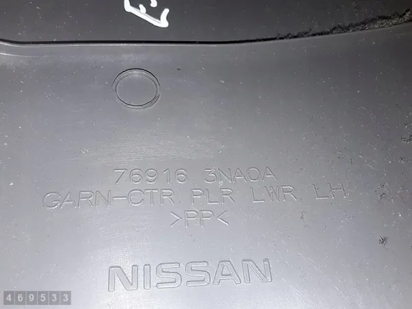 Moldura de pilar Nissan Leaf OEM 769163NA0A - Usado image 3