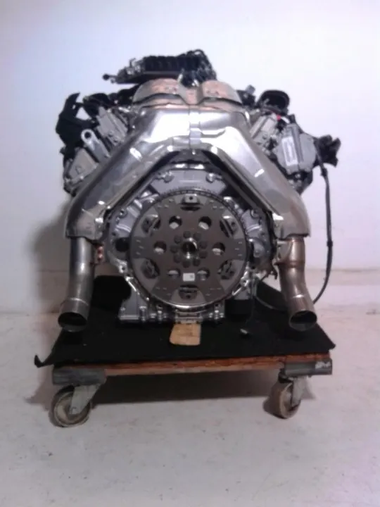 Motor BMW N63 N63B40B Novo image 3
