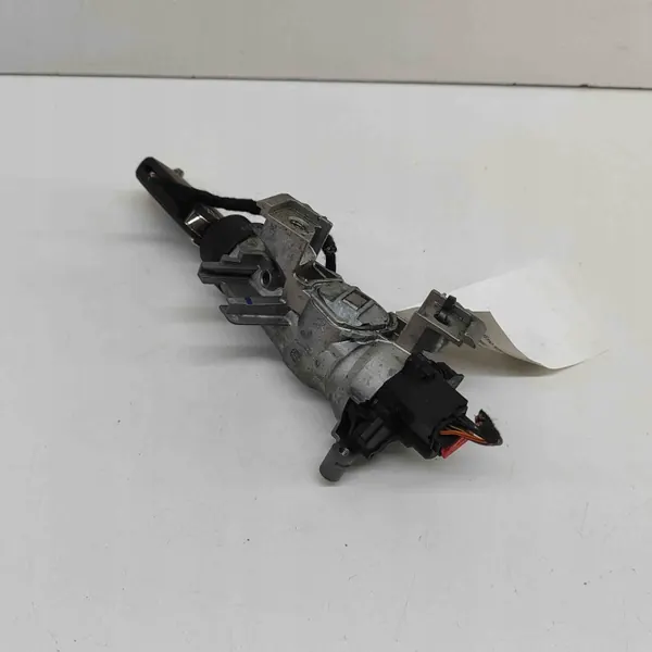 Käytetty VW Caddy V kiinteä osa OEM 7C0959752J image 4