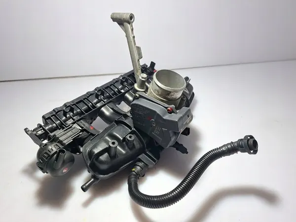 AUDI A3 VW PASSAT 1.8TFSI Ansaugkrümmer OEM 06J133185BN image 5