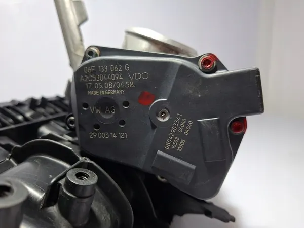 AUDI A3 VW PASSAT 1.8TFSI Ansaugkrümmer OEM 06J133185BN image 6