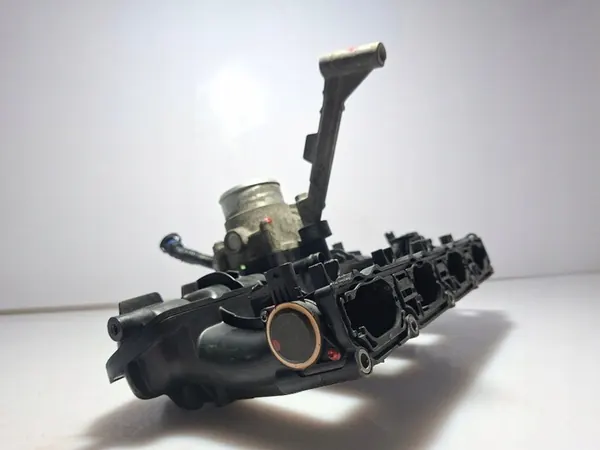 AUDI A3 VW PASSAT 1.8TFSI Ansaugkrümmer OEM 06J133185BN image 9