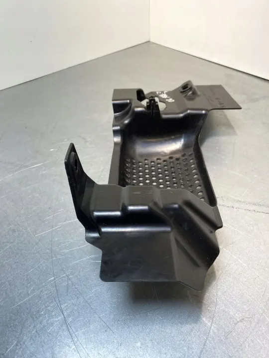 Mitsubishi ASX Luftkanal OEM 6405A300 - Gebraucht image 8