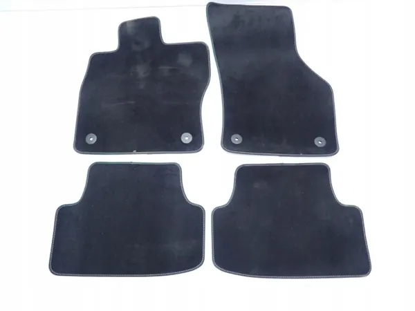 Tapetes de veludo OEM 5G1864435G para VW Golf VIII image 2