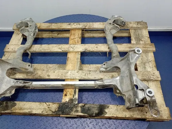 Audi Q5 Querlenker vorne OEM 8R0399315G - Gebraucht image 3