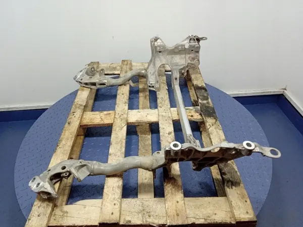Audi Q5 Querlenker vorne OEM 8R0399315G - Gebraucht image 4
