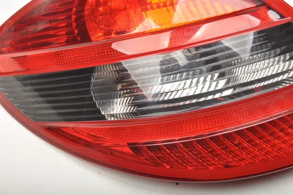 Luz trasera izquierda Mercedes-Benz A1718200564 image 4