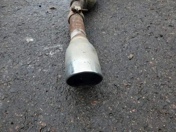 Dodge RAM Auspufftopf OEM 55398327AF - Gebraucht image 4