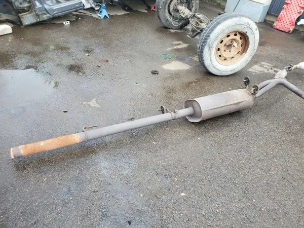 Dodge RAM Auspufftopf OEM 55398327AF - Gebraucht image 7