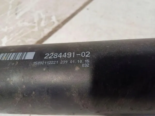 BMW M6 F12/F13 achteraandrijfas OEM 2284491 image 3
