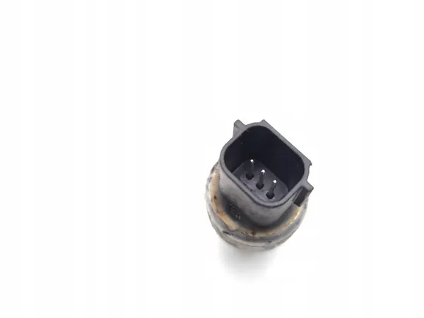 Sensor presión A/C Ford OEM HG1A-19D594-AA Usado image 6