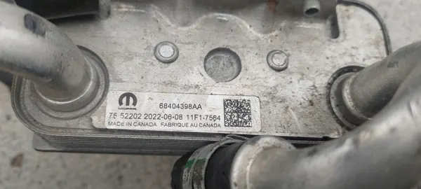 Vaihteiston öljynjäähdytin OEM 68404398AA Jeep Wranglerille image 3