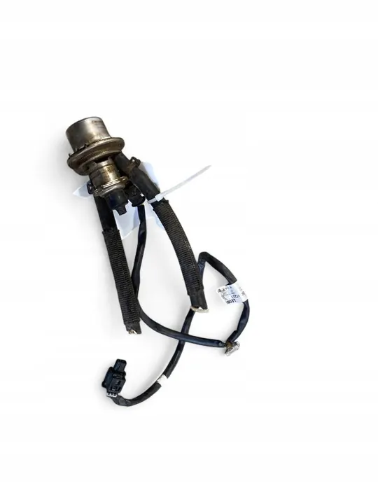 AdBlue-injektor Mercedes-Benz C W205 2015 image 3