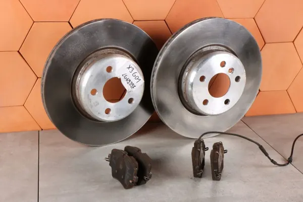BMW OEM 6860907 Bremscheiben & Beläge Vorne image 2