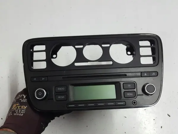 Skoda OEM 1ST035156XAUTOPX Radio CD-soitin image 2