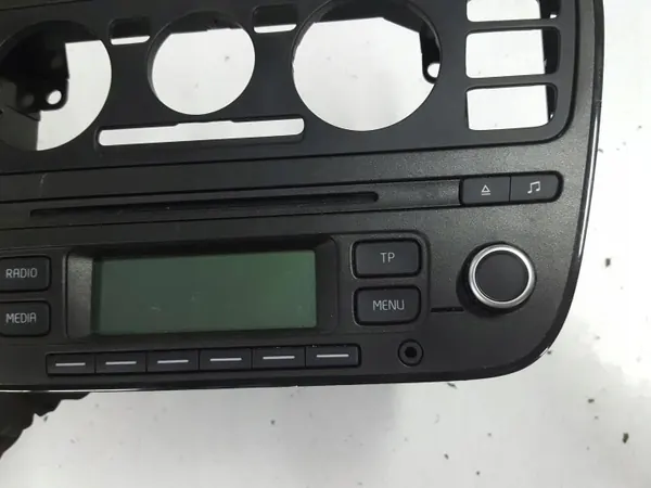 Skoda OEM 1ST035156XAUTOPX Radio CD-soitin image 3