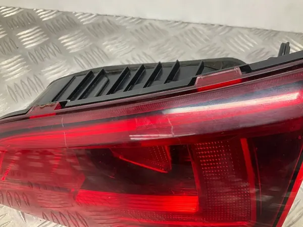 Luz Trasera Derecha VW Golf VII 5G0945094 image 3