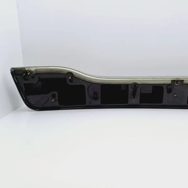 Moldura de maletero Rover 75 OEM DRC84395 - Usado image 9