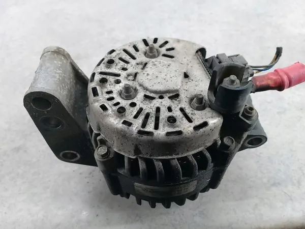 ALTERNATOR FORD FIESTA MK6 1.3 8V image 5