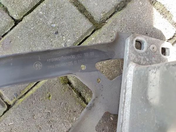 Reforço da zona de impacto BMW E60 E61 OEM 7033731 image 3