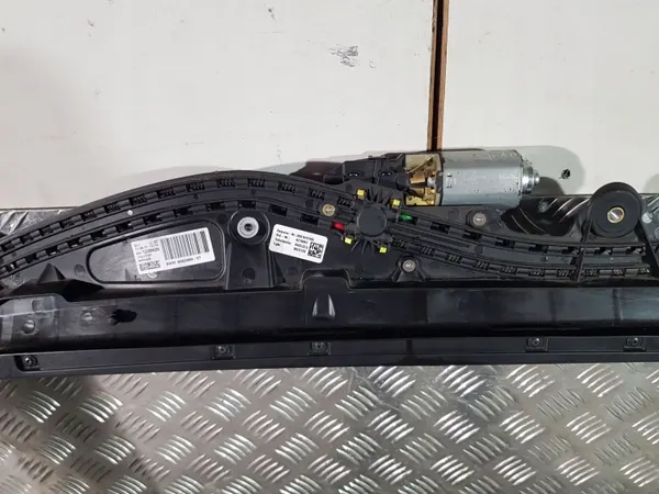 BMW 7 G11 Panoramatak Glas OEM 8062889 image 4
