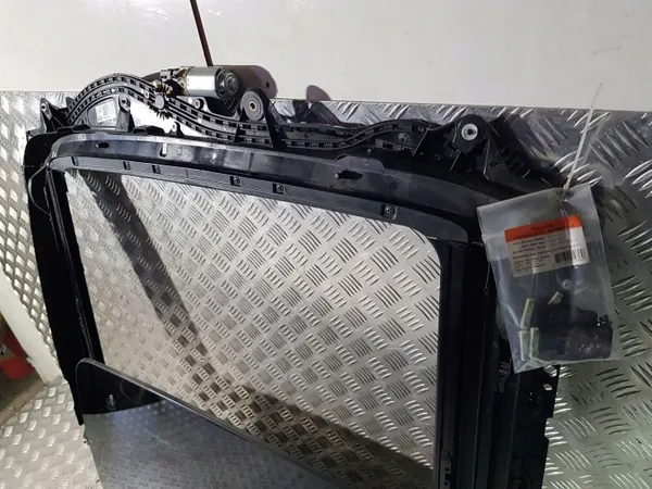 BMW 7 G11 Panoramatak Glas OEM 8062889 image 7