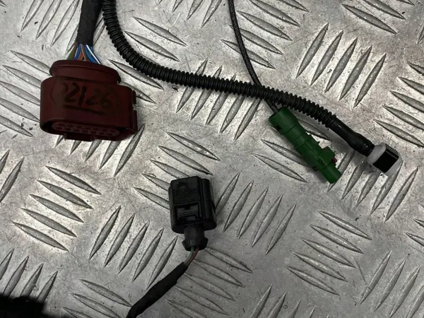 OEM 9J1971104H Porsche Taycan Cablagem Sensor PDC Traseiro image 8