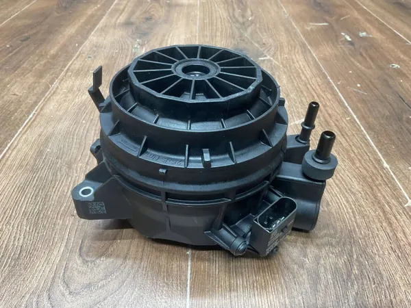 Mercedes Sprinter W907 Brandstoffilterhuis A6540900252 image 2