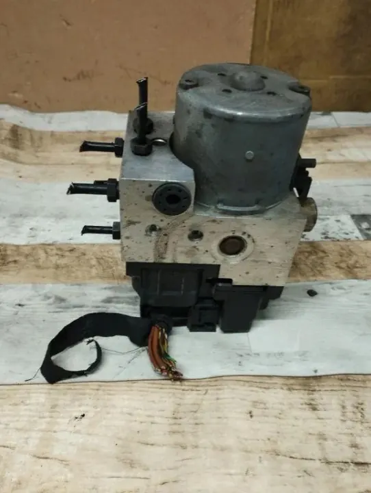 Audi ABS-pomp OEM 0273004132 voor A4 B5 96-99 image 2