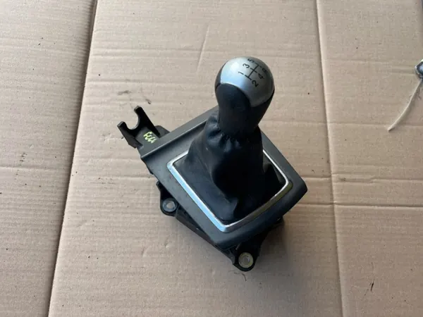 Pommeau de levier Ford OEM pour Focus MK2 2004-2007 1.6 TDCI image 2