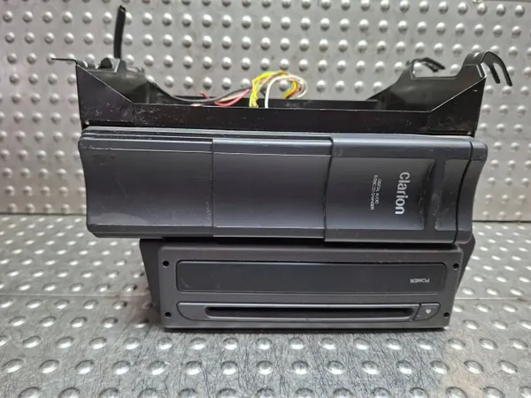 Radio CD/DVD OEM S26279303 pour Peugeot 607 image 2