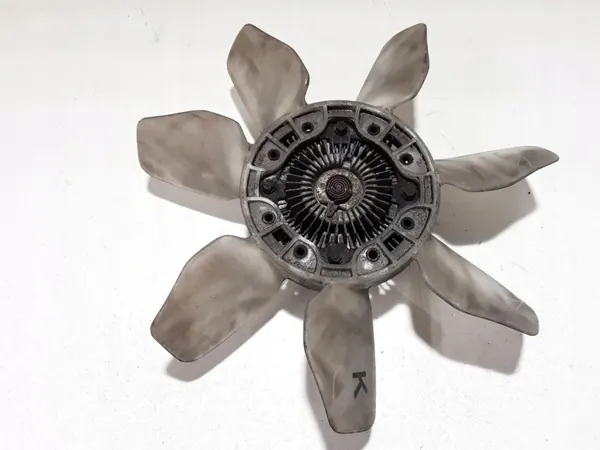 Visera ventilador Toyota OE RTX39092 - Usado image 2