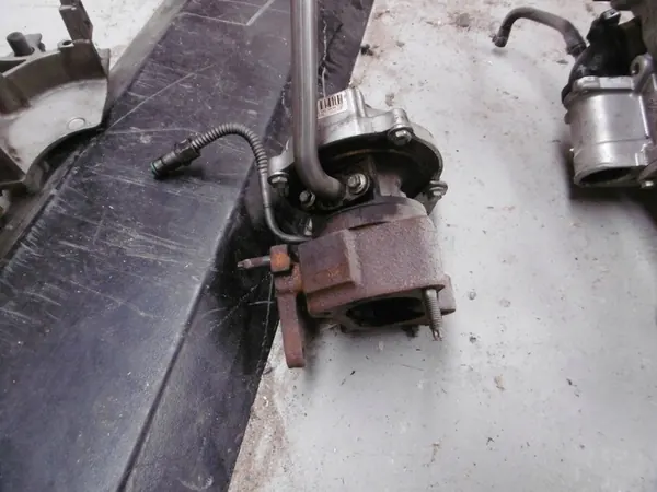 Turbo Dacia Duster 2014 image 2