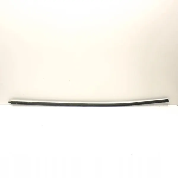 Jaguar XK/XKR Voor Rechts Schuifdeur-Glaslijst OEM BTN42643 image 4