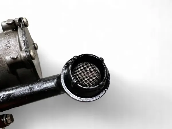 Pompe à huile d'occasion OEM 04L1452081 VW Passat B8 image 3