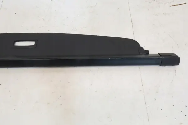 Toyota Verso Lift bagageutrymmesrullgardin OEM 56782904 image 4