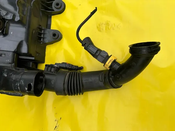 PEUGEOT 208 II Boîtier de Filtre à Air 1.5 BLUEHDI image 5