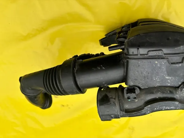 PEUGEOT 208 II Boîtier de Filtre à Air 1.5 BLUEHDI image 8