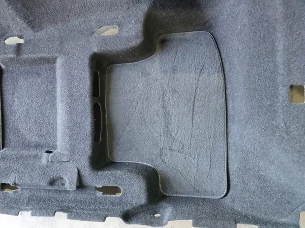 Tapis de sol avant Audi Q2 OEM 81B863367 - Occasion image 8