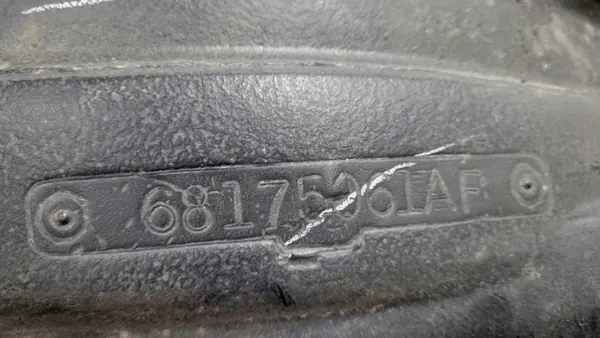 Aile avant droite OEM 68175061AF pour Dodge Challenger image 3