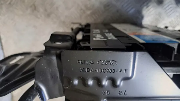 Ford OE Accu OEM LX7A-10B759-BD 8Ah Gebruikt image 4