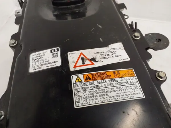 Onduleur de tension Lexus CT 200H OEM G920033140 image 3
