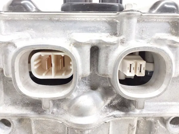 Onduleur de tension Lexus CT 200H OEM G920033140 image 8