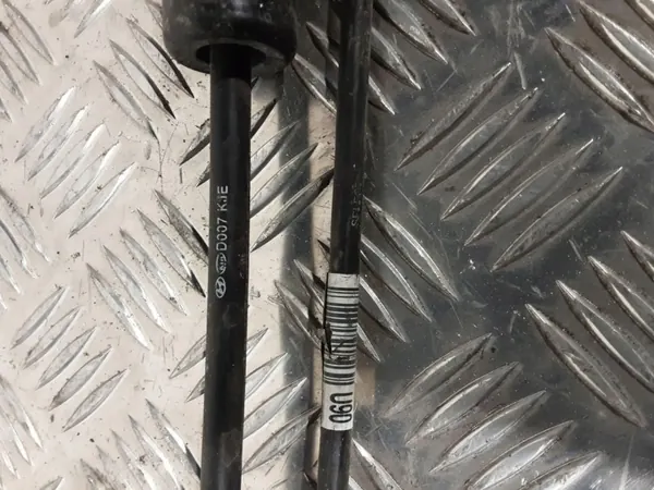 Kia OE Schaltgestänge OEM D007DJE - Gebraucht image 4