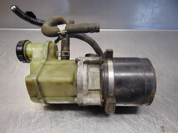 OEM 183169610C servostyrpump för Nissan Almera image 3