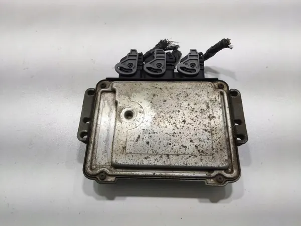 ECU Motor OEM 8200442263 para Renault Master II 2.5 DCI image 3
