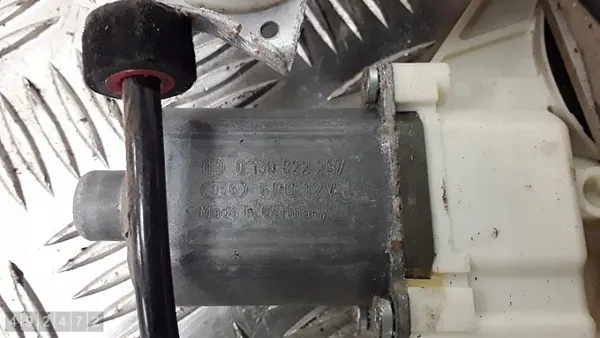 Ford ikkunanohjain OEM 0130822287 - Käytetty image 6