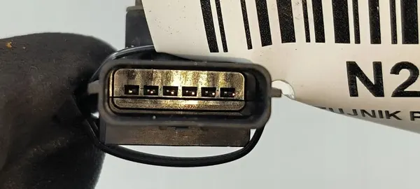 Sensor de aparcamiento KIA Stinger OEM 95720J5310 - Usado image 3
