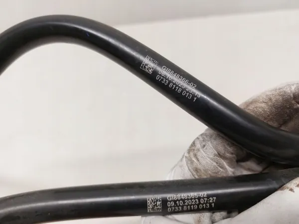 Conduit de refroidisseur d'huile BMW 8848366 G20 G21 image 6